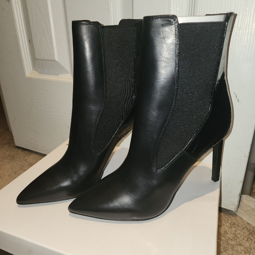 Nine west